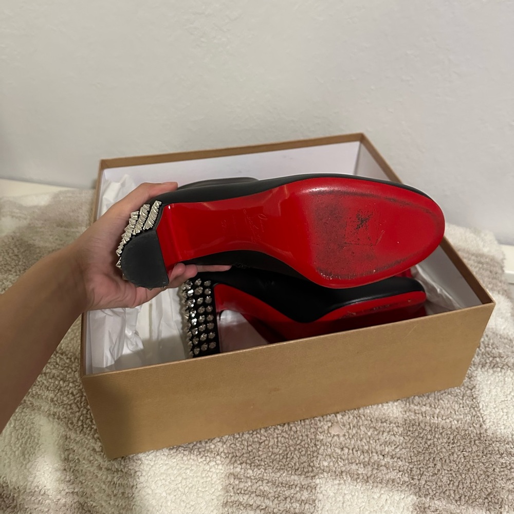 Christian Louboutin Suzi Folk - Picture 3 of 5